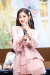 Lovelyz - Yein | 연예인, 아이돌