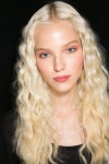 5 Chic Hairstyle Ideas for Summer: #5. Sasha Luss