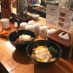 Instagram의 율 : 담다 🍵님: “규동만 파는 가게 쫌 짭짤해서 밥을 더 넣어달라고 했더니 밥 두그릇을 먹은 기분이다. 🍚” - 2020 | 밥, 율