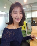 웃짤닷컴-배우 겸 방송인 강소연