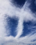 하늘사진 하늘 구름 바람 파란하늘  skyshot sky clouds wind bluesky .  201905 2019년  회사옥상 (On the my company roof)... 