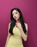 21.6k Likes, 202 Comments - 주이💙 (@j_oo.e_0en) on Instagram: “메리🌼💛”