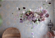 보떼봉떼 JUNG JOOHEE 郑珠熙 on Instagram: “_ Bonjour, Dimanche . . #beautebonte#flowerclass #… | Flower installation... 