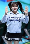 Sports Korea | 2017-2018 도드람 V-리그 우리카드-KB손해보험의 경기가 30일 오후 서울 중구 장충체육관에서 열렸다. 치어리더 안지현이... 