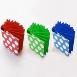 is a cute paper craft and kids love to make it too. This little notebook is a quick craft too! | 종이접기, 예술 프로젝트, 예술