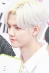 황태자 on