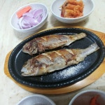 맛있는 영광굴비~밥도둑이지요^^ #생선구이  #영광굴비  #오동통하게  #발라먹기  #생선스타그램  #구이스타그램  #요리스타그램... 