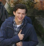 Pin by 전구💡 on 마블과 그 외 | Tom holland, Tom holland peter parke...