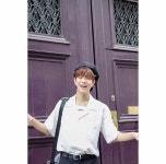 Stray Kids (스트레이 키즈) Instagram Update “스테이 뭐해요~~✌️ ⠀⠀ #승스타그램 #파리_일기장44” 190808 | Stray... 