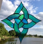Sweveneers: Stained Glass - Celtic Knot Sun Catchers | 스테인드글라스