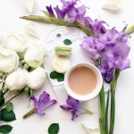 Pin by Hương Trịnh on 정원: 꽃,차,카페…flower, tea,coffee … in 2023 | Coffee flower, Coffee vs tea, Coffee cafe