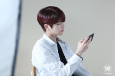 “이 비주얼, 무슨 경우야” THE BOYZ 영훈 ‘연애혁명’ 티저 포스터 촬영 현장 : 네이버 포스트 in 2020 | Revolution, Handsome... 