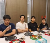 ปักพินโดย 영아 ใน BKPP