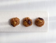 Korean Sweet Rice Cake, Korean Traditional Dessert and Tea, Sweets Gift Set | 음식, 식품 아이디어, 디저트