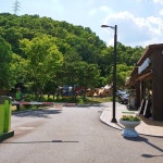 이렇게 캠핑장에서 불러주면 더감솨~~   도덕산캠핑장이라고 안가겠쓔..?   시켜만 바바 다가유..으히히히히히히...아 됴타~~   #광명전통시장... 