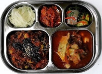 옥수수 챔기름 김 넣고 슥슥 #아구찜볶음밥 #김치만두전골 요즘 우리집 최애 메뉴 #묵무침 등등등 - #diet #tastydiet #dietdiary #dietfood... 