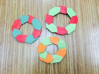 +12월 주제 : 색종이를 이용하여 크리스마스 리스 만들기 | 크리스마스 리스, 크리스마스, 리스