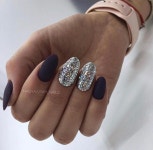 네일에 있는 성영주님의 핀 | 네일