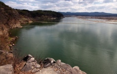 This is the Yeonyang area looked from Silleuksa in Gyeonggi-do Yeoju [ 경기도 여주 신륵사에서 바라본 연양지구 ] | Han river... 