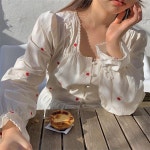 위드윤 (@withyoon.official) • Instagram photos and videos in 2020 | Aesthetic fashion, Peach, Fashion inspo