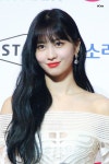 Momo💕 | TWICE* | 여신, 머리