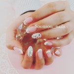 Rachel Kim on Instagram: “#순수#순수도산점#순수도산점네일#순수... 웨딩젤네일아트#청담동네일샵#순수네일아트#soonsoo... 