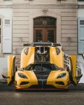 Koenigsegg looks like bumble bee | 스포츠카, 모터바이크, 자동차