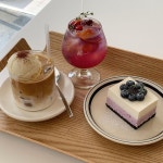 Pin on Café • 카페