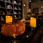 halloween cafe interior cafe de 220volt chuncheon(이미지 포함)