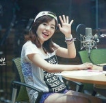 SNSD : ♡ Sunny ♡ 써니 ♤ : The Man Who Feeds The Dog Season 2 Sunny Did The Narration Of The Show