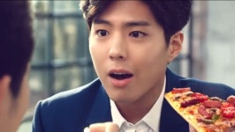 [도미노피자TVCF] 3월 9일 출시, 올 봄 역대급 더블크러스트 개봉박두! 더블크러스트 치즈멜팅 피자 - YouTube | ドミノピザ, 動画