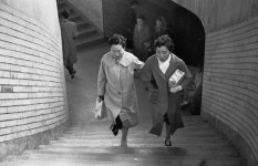 사진작가 한영수(韓榮洙)의 작품을 통해 본 그 때 그 시절 : 네이버 블로그 | 현대사, 복고 사진, 역사