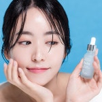 Who would say no to an extra dose of dewy-ness? Not me 😉 | 화장품, 피부, 사진 아이디어