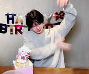 전체 게시판 - 빵야뮤직에서 몬엑팬들이 붓기 얘기 나오자마자 겨드랑이 쳐보라고 댓글 단 이유