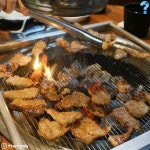 👀 @고기 잘 굽는 친구가 사주기 #부산 #서면 #광안리 #호동이숯불촌 #갈비 #삼겹살 #부산맛집 #가성비 … in 2020 | Food, Beef, Meat