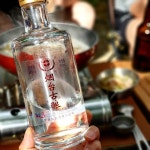 #캠핑 #캠퍼 #백패킹 #백패커 #우중캠핑 #연태고량주 #쌀국수 #군만두 # | Camping meals, Vodka, Vodka bottle