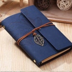 Pin de ㄱ 수화 em Book Making | Caderno vintage, Diário de couro, Caderno de couro