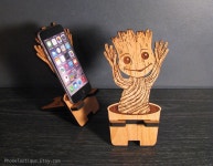 Suporte para celular de Yujin Sung em 나무 소품 | Arte em madeira, Artesanato em madeira