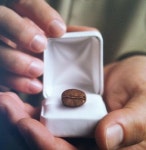 Mike and I went to get coffee for our 1st date and we actually got engaged at that same coffee shop, so this … | 커피, 차... 