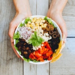 코레아노스 타코바(Coreanos Taco Bar) 대구점 | Our delicious taco bowl with romaine, black beans, vegan cheese, lentils, tomatoes, red onion, sweet corn, black olives, cilantro...