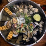 재니의 와구와구 먹스타그램 trên Instagram: “#택이네조개전골 우리집 단골식당 재등장 🐠🐡🍲 조개 잔 ~ 뜩... 