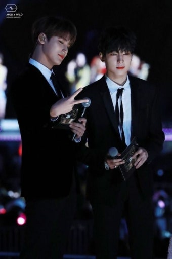 구름 위 빛 | Mingyu seventeen, Wonwoo, Seventeen wonwoo
