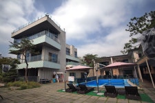 이뜨랜리조트 야외수영장 | 리조트