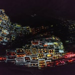 번개트레킹 광명동굴(gwang myeong cave) 집 근처에 이런 명물이 있을... 동굴안 광장에서 본 영상은 넘 환상적. 굴곡진… | 집, 어두운, 문명