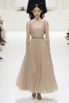 Couture Fashion Show Collection: See the complete Christian Dior Fall 2018 Couture collection. Look 15 | 드레스, 웨딩 신부, 신부