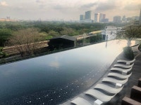 굿모닝 보냈더니 송어 양식장 타령하는분들 ㅋㅋ 난 몰랐어저 끝에 사람있는줄 #예리해 #굿모닝 #태국 #송어양식 #아니므니댜... 