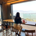 강화도 오션뷰 카페 추천 cafe tramonto 강화도 족욕카페 / 이색데이트 / 서울근교카페미세먼지 가득한 요... | 목욕탕, 2층