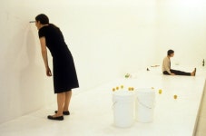 erwin wurm 에르빈 부름에 있는 Beatrice님의 핀