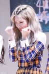 Lipsense💋 on Twitter: "181014 한국방송회관 코바코홀 팬싸 지치면 안돼! #이달의소녀 #김립 #LOONA #KimLip… " in 2021...