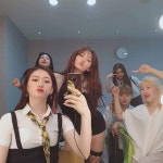 Ide oleh 짜장면단무지김치찌게 pada ㄱㄱㄹ | Selebritas, Jeon